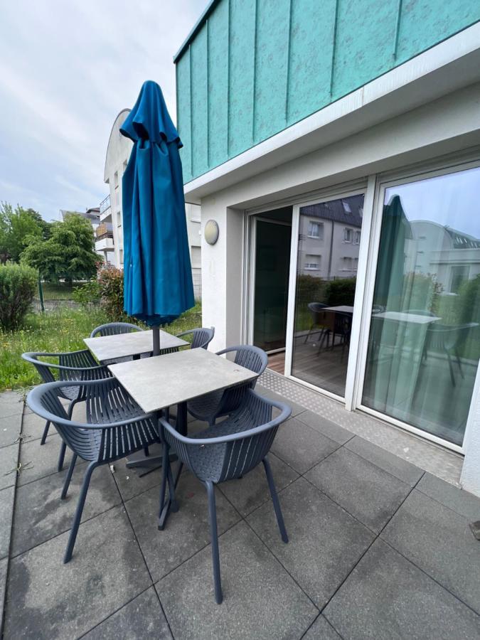 Domitys "Les Etoiles D'Argent" Residence Services Seniors Страсбург Екстериор снимка