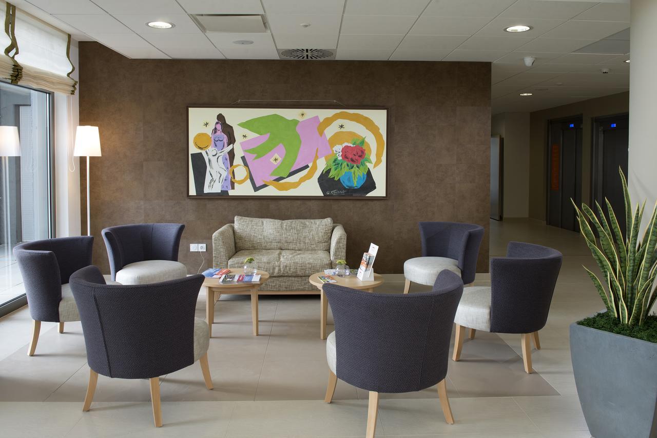 Domitys "Les Etoiles D'Argent" Residence Services Seniors Страсбург Екстериор снимка