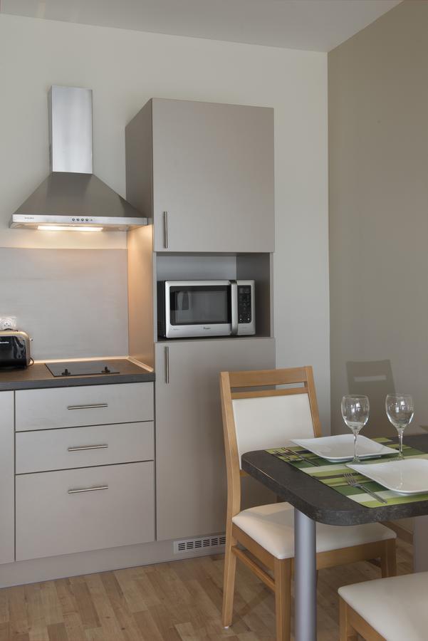 Domitys "Les Etoiles D'Argent" Residence Services Seniors Страсбург Стая снимка